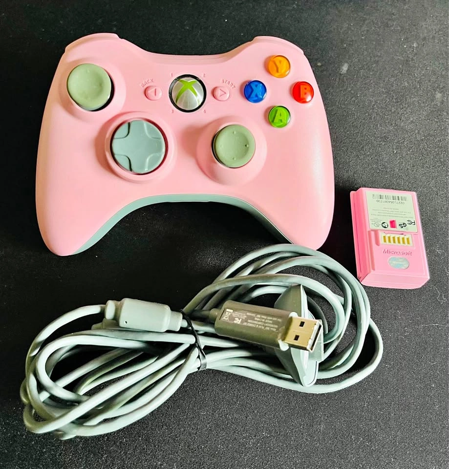 XBOX 360 Pink Controller with Rechargeable Battery - OEM