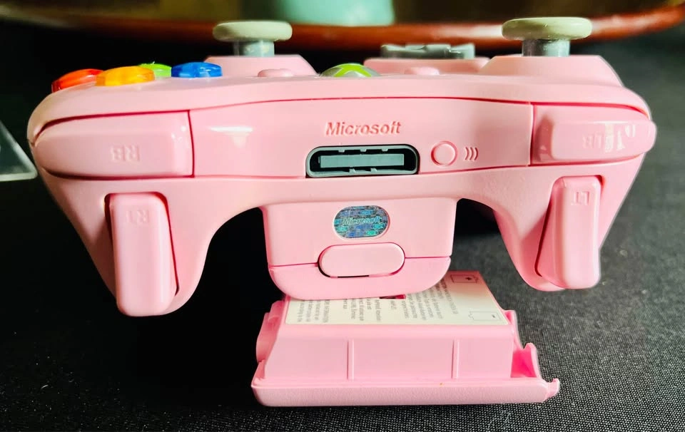 XBOX 360 Pink Controller with Rechargeable Battery - OEM - photo 3