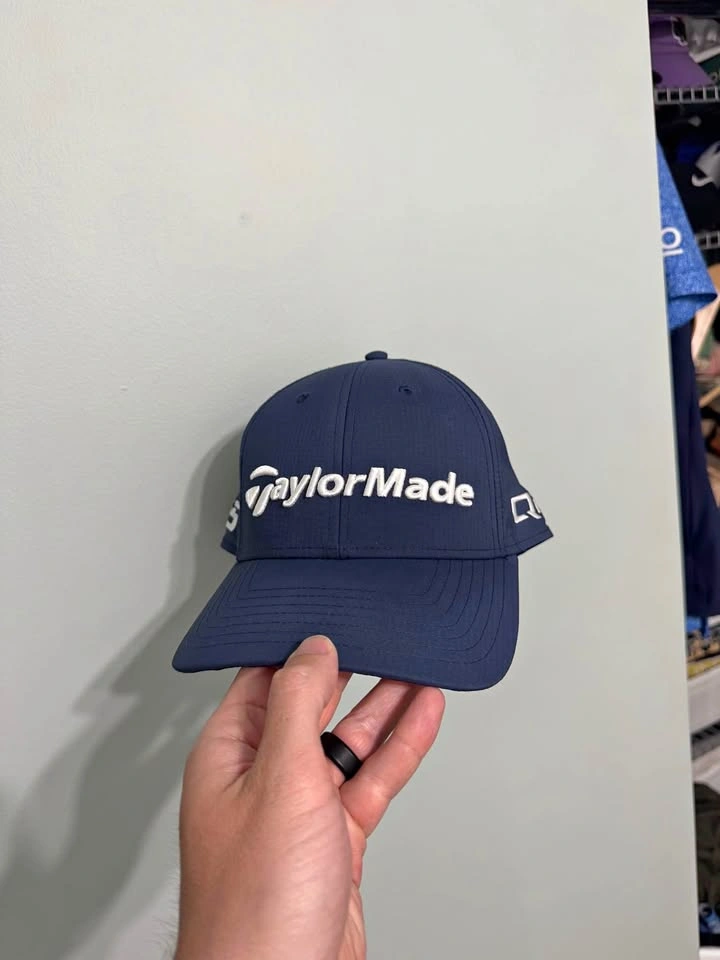 Taylormade Qi35 golf hat (navy)