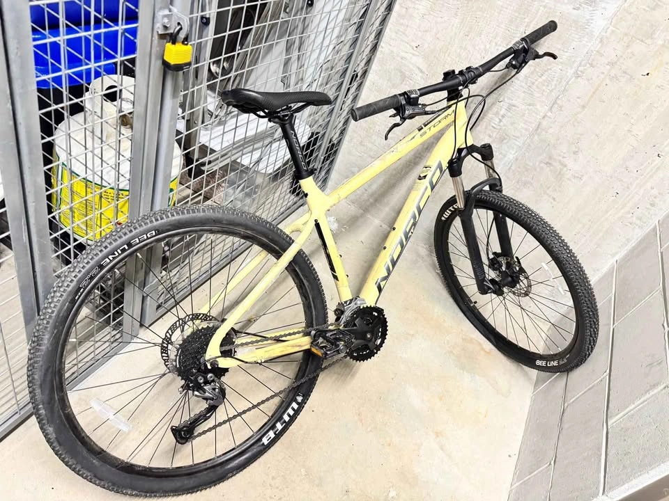 Near new M sized Norco - photo 2