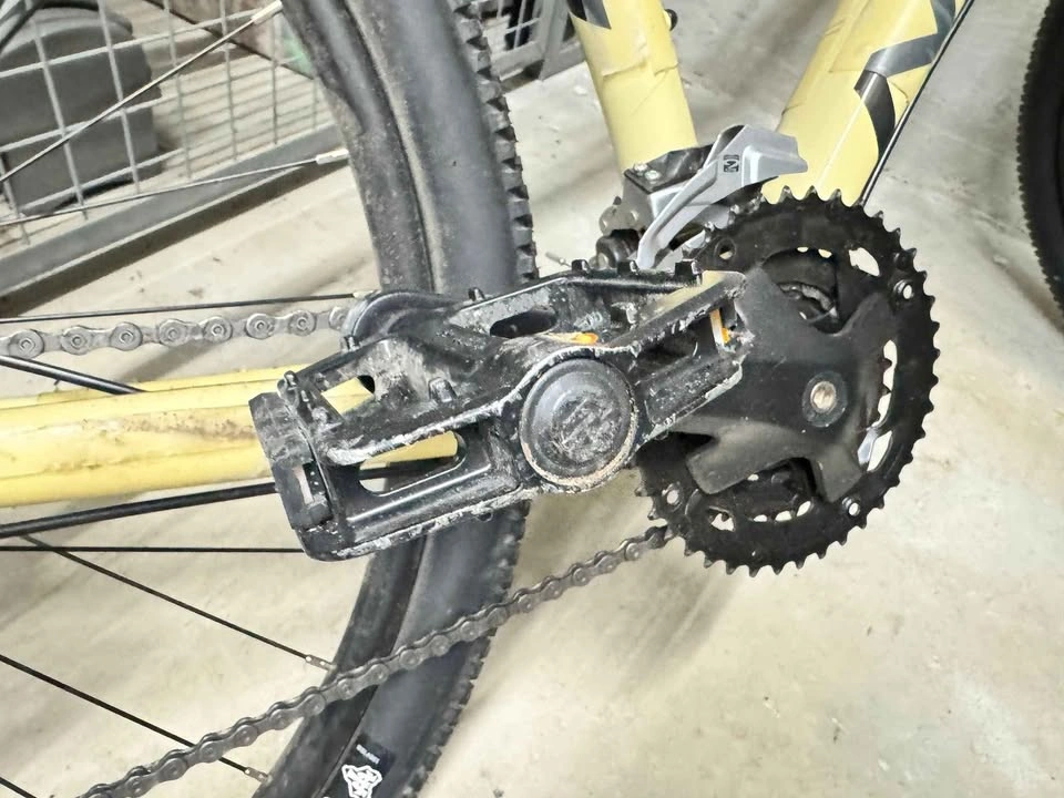 Near new M sized Norco - photo 5