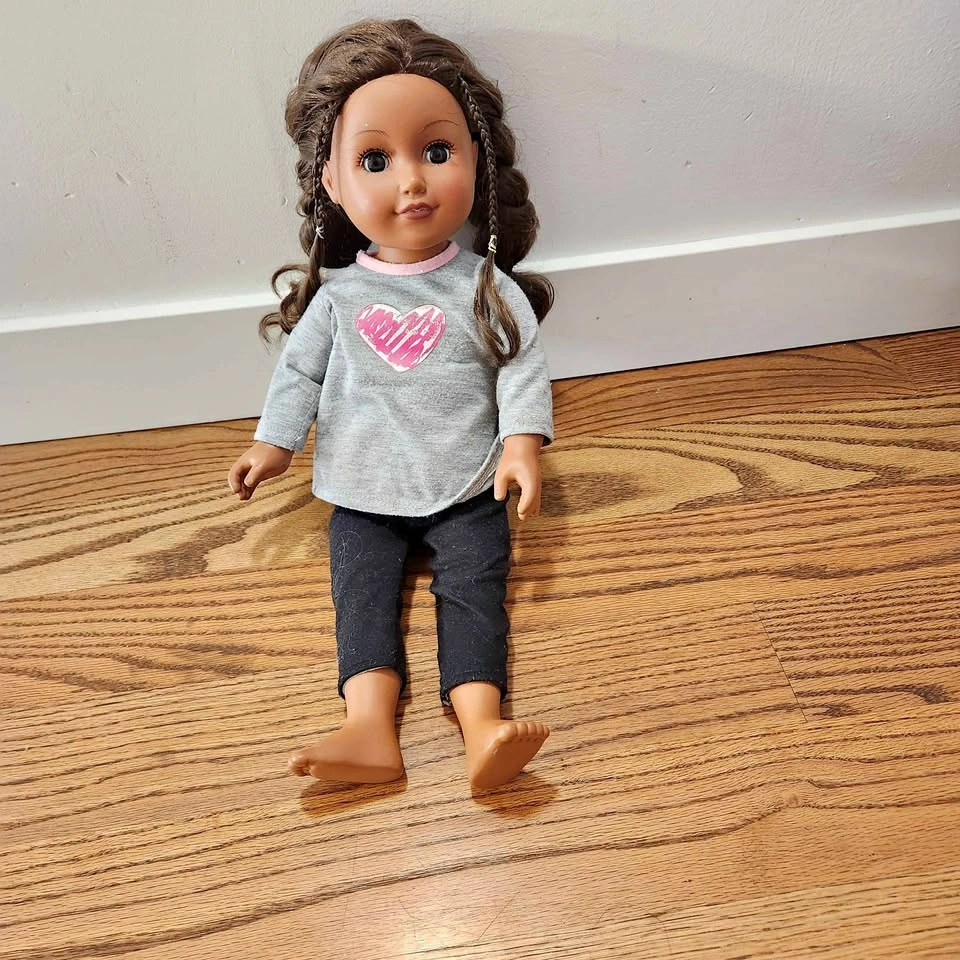 18in doll with extra clothes