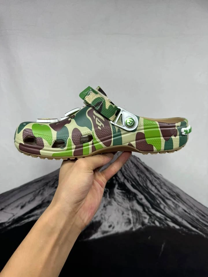 Crocs x BAPE Classic Clog Camo (No Box Cheaper) - photo 3