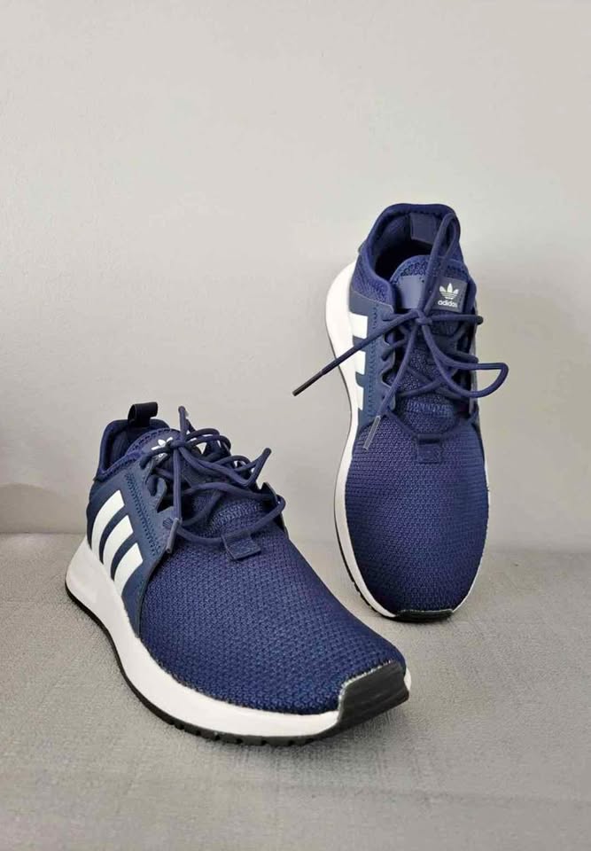 Adidas Shoes Size 4 1/2 US