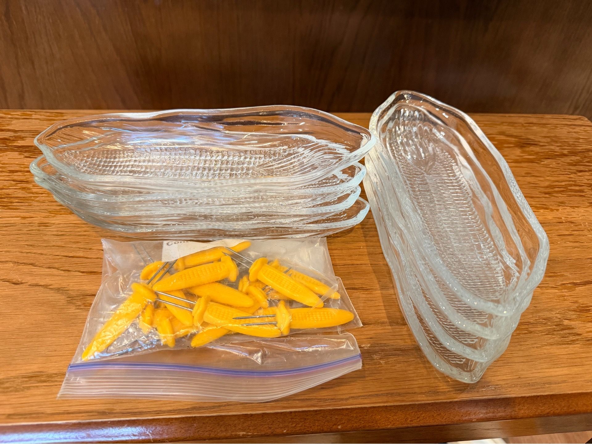 Vintage corn on the cob glass dishes & holders