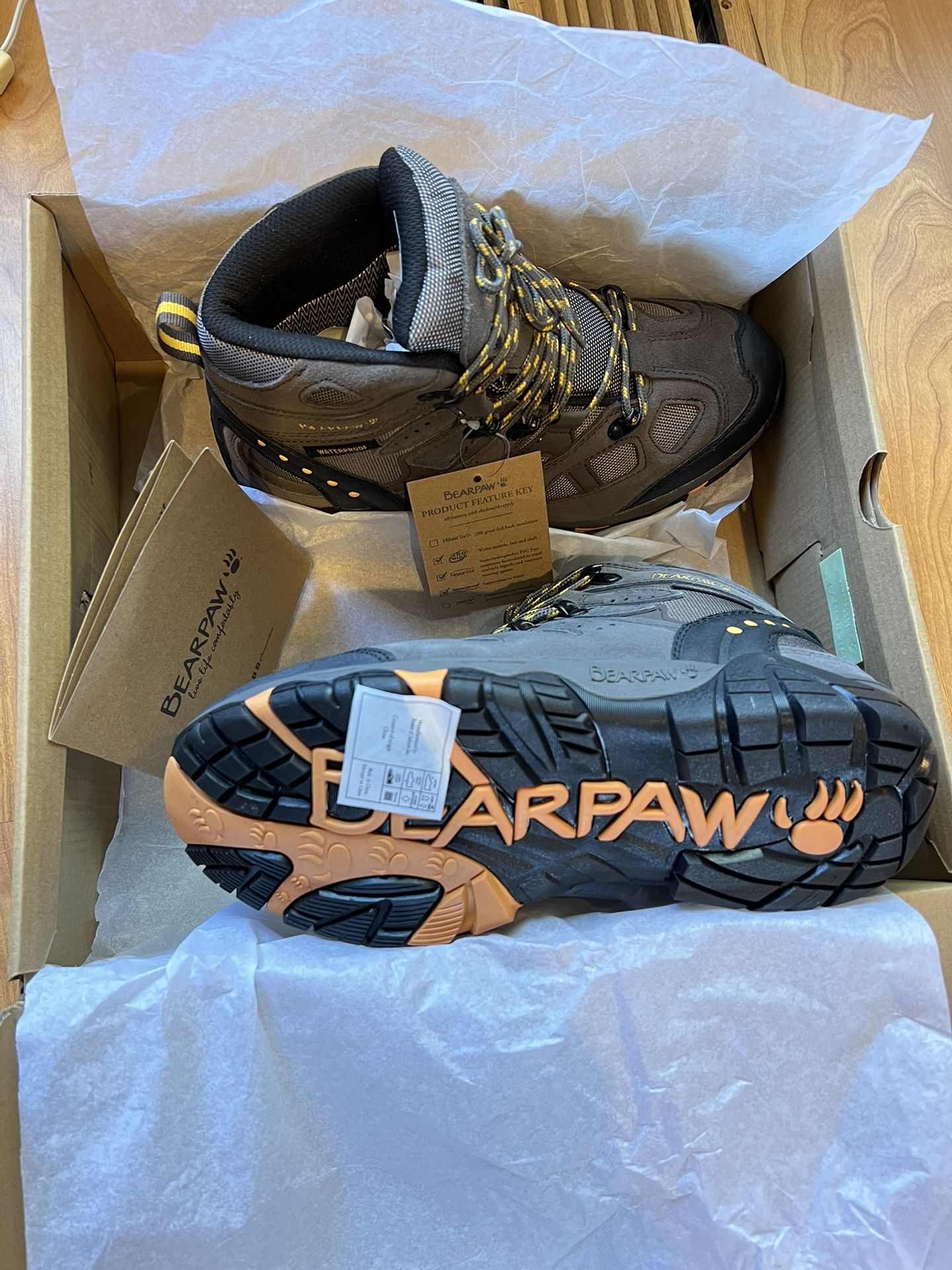 Bearpaw Hiking Boots - photo 2