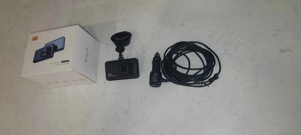 Discovery 4K Car Dash Cam with Charger & Mount - photo 3