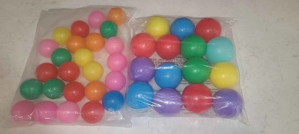 Plastic Ball Pit Balls – 40 Pieces - photo 2