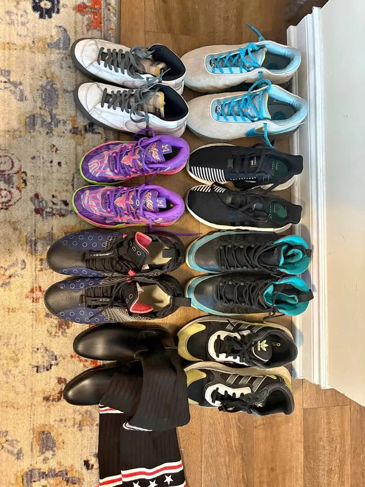 CHEAP SHOES FOR SALE (JORDANS) thumbnail