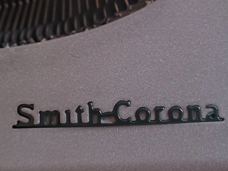 1950s Smith-Corona Portable Skywriter Typewriter USA - photo 5
