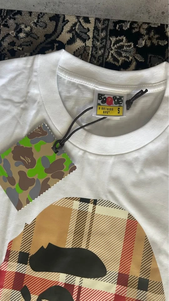 White Bape T-shirt - photo 2