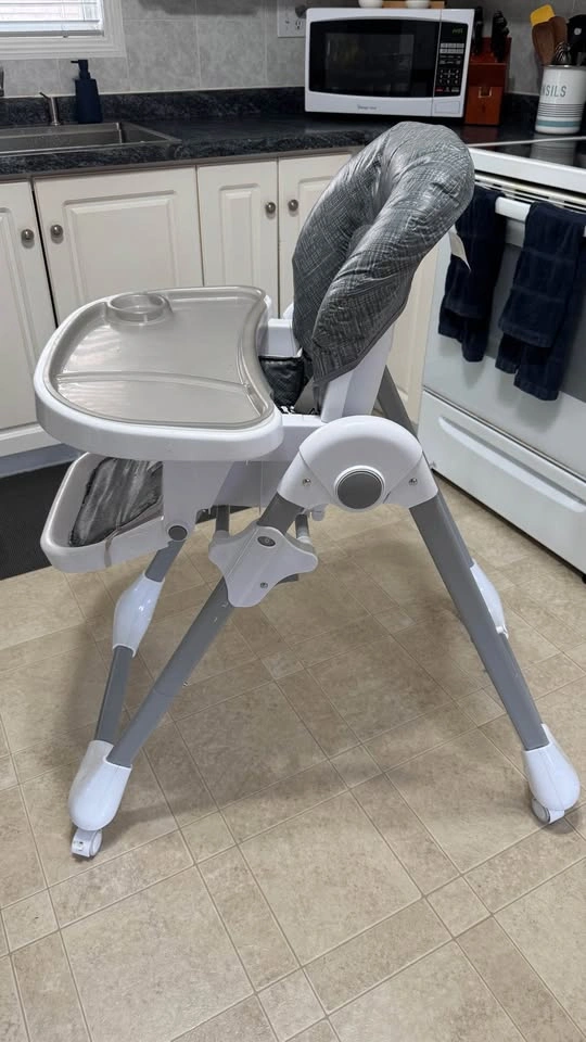 Safety First High Chair - photo 2