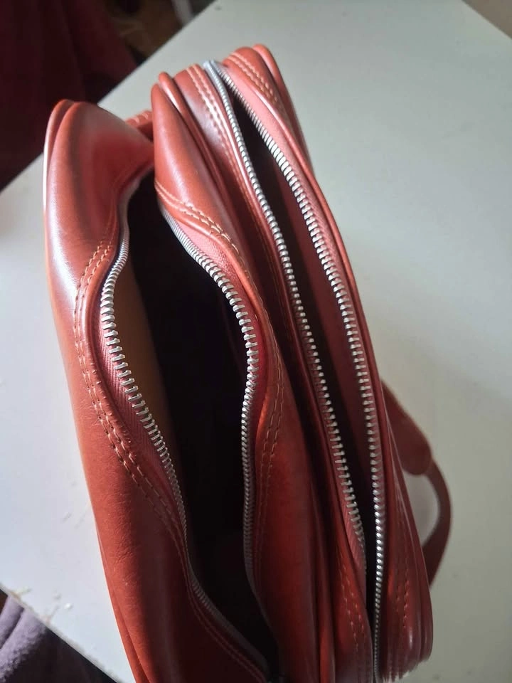 Vintage Reddish-Brown Faux Leather Messenger Bag - photo 3