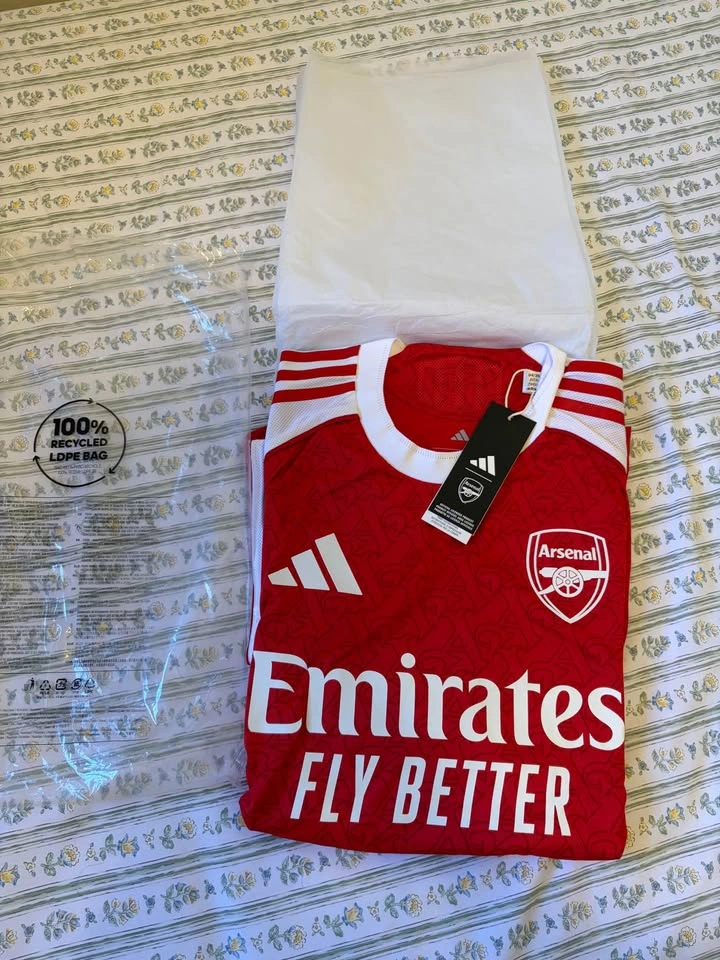 Arsenal 25/26 Home Authentic Adidas Jersey, Large, New - photo 3