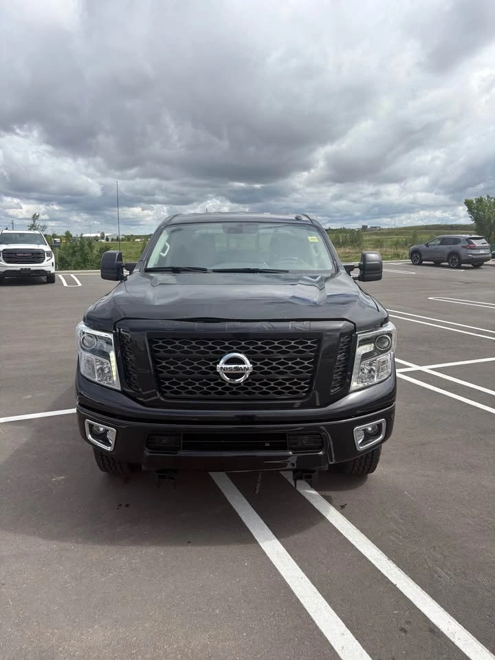 2018 Nissan TITAN XD Crew Cab - photo 2