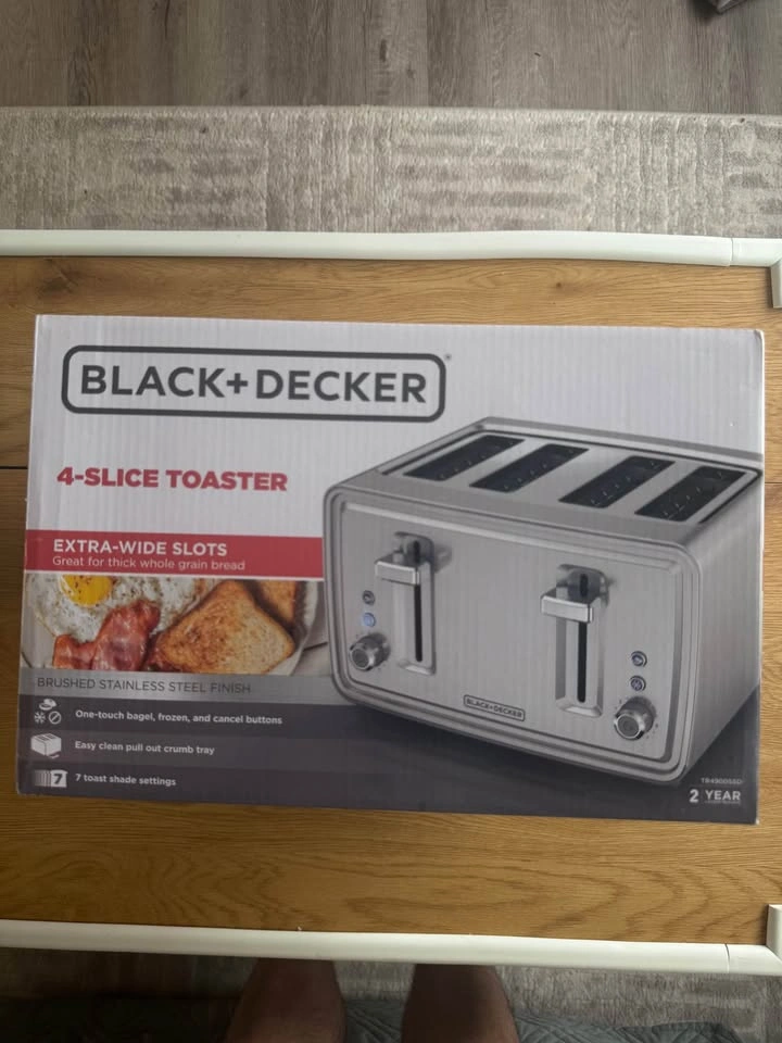 Black Decker Toaster - photo 2