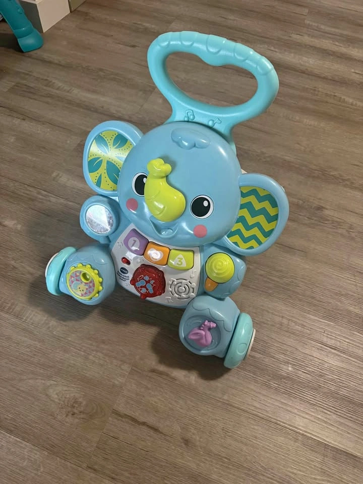 VTech Toddle & Stroll Musical Elephant Walker