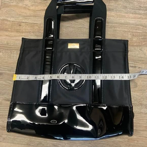 Ming Wang Black Nylon Patent Tote Bag - photo 5