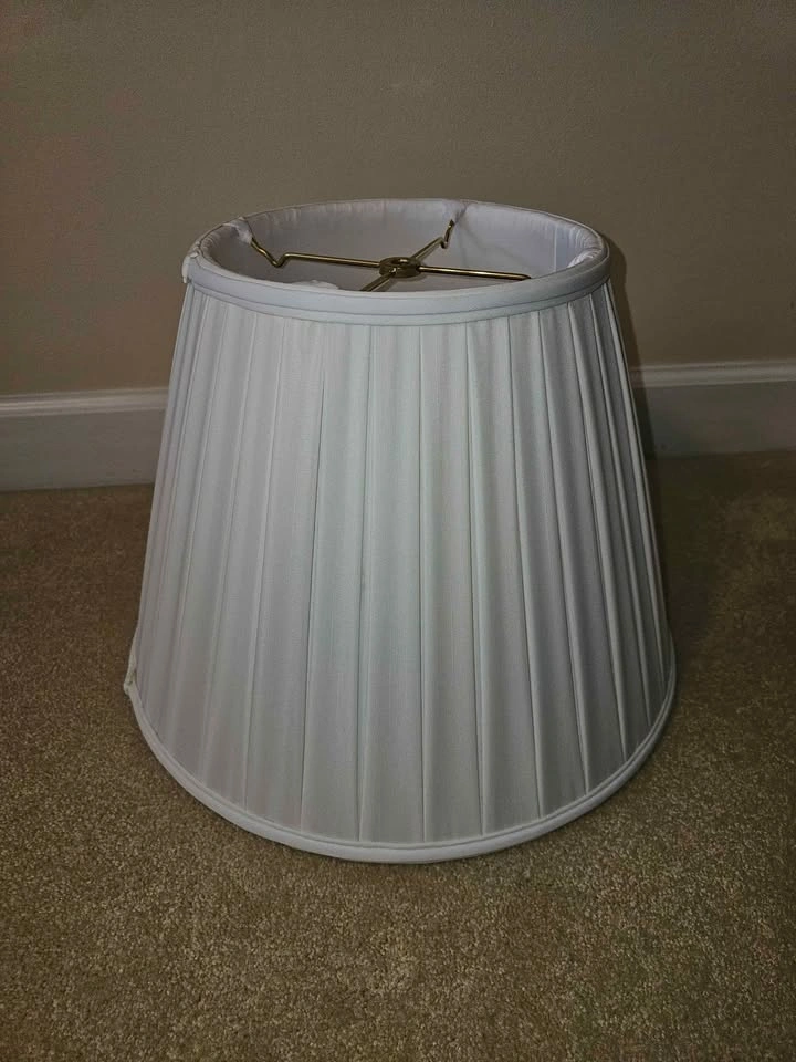 White Cloth Lampshade - 12" Tall, 16" Wide - photo 4