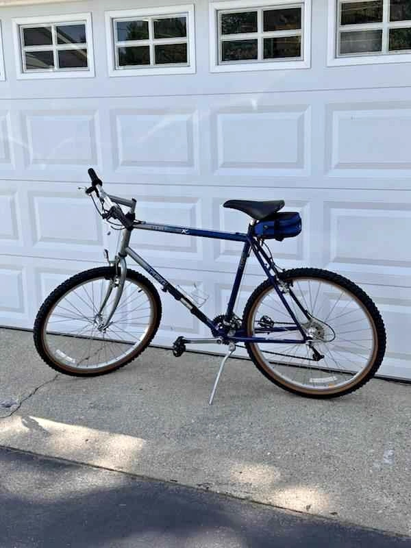 1996 Trek Mountain Track 850 Vintage 22.5" Bicycle