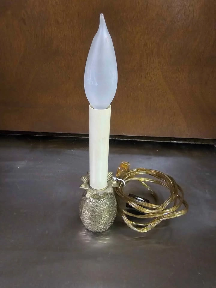 Brass Pineapple Candle Lamp Vintage Cute TESTED - photo 3