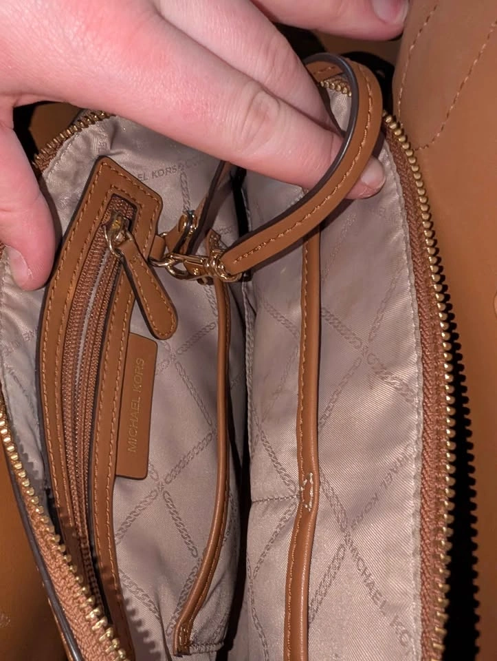 Michael Kors Crossbody Purse - photo 2