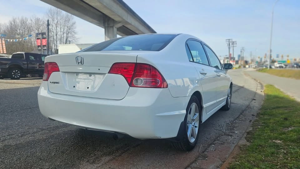 2007 Honda civic lx, excellent condition - photo 5