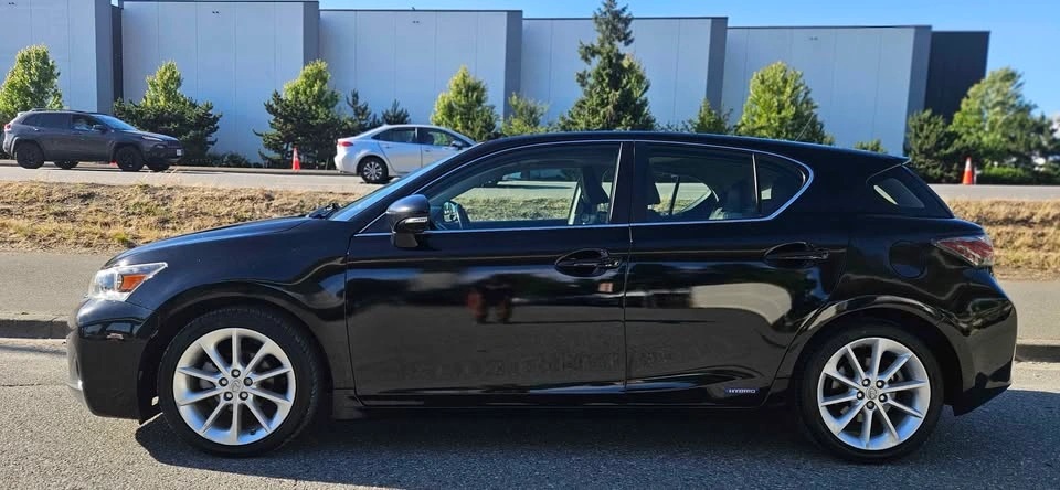 2012 Lexus ct200h hybrid - photo 2