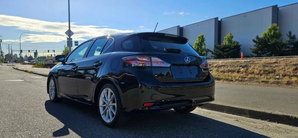2012 Lexus ct200h hybrid - photo 3