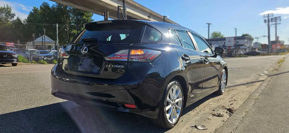 2012 Lexus ct200h hybrid - photo 5