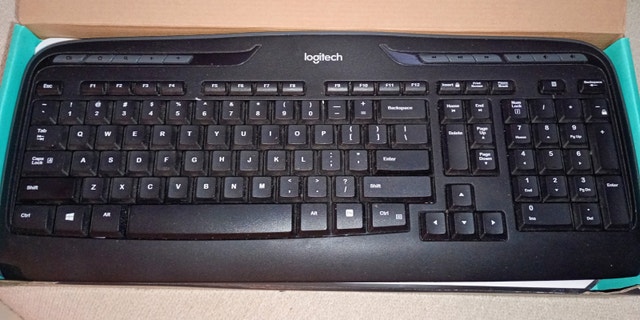 Logitech MK320 Wireless Keyboard - photo 2