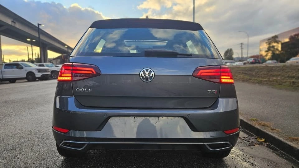 2018 Volkswagen Golf Highline, Low Kilometers - photo 4