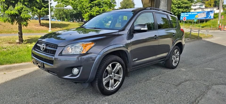 2011 Toyota rav4 4wd, sports