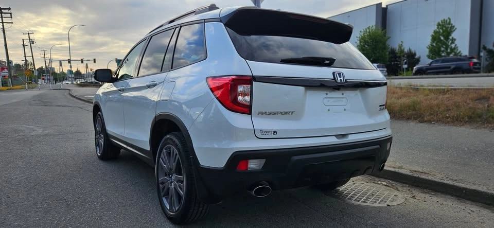 2020 Honda Passport Touring AWD - photo 3