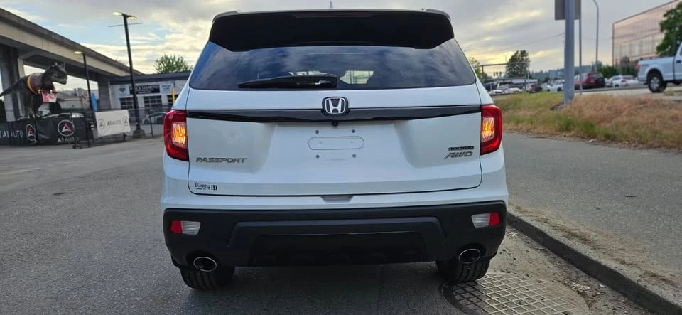 2020 Honda Passport Touring AWD - photo 4