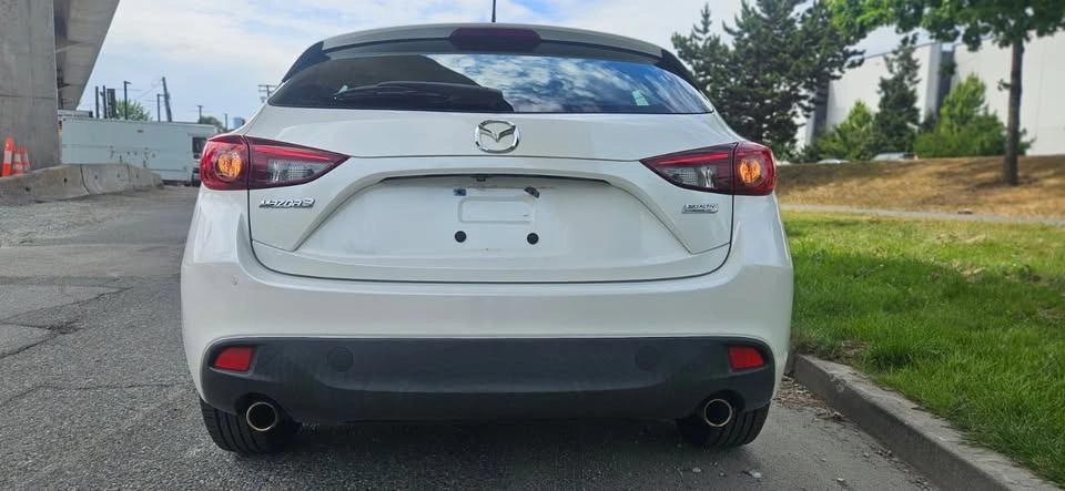 2016 Mazda 3 Touring, Excellent Condition - photo 4