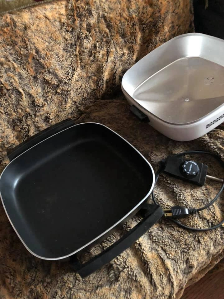West Bend 1200 Watt Skillet - photo 2