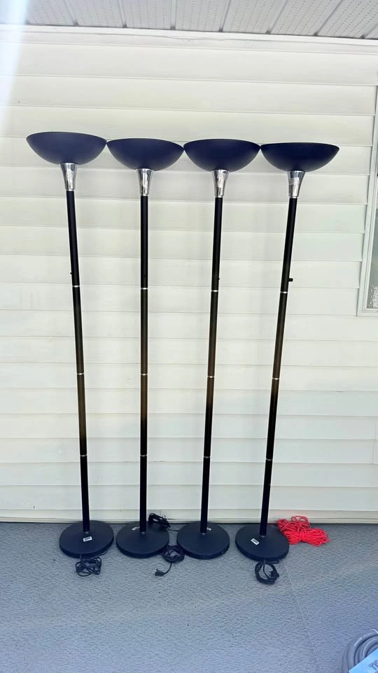 Floor lamps