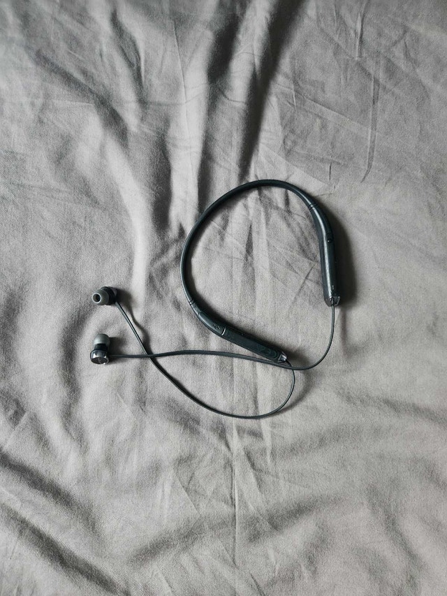 SOL Republic Shadow Headphones