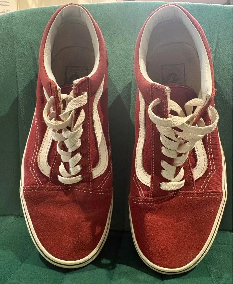 Vans Old Skool Maroon Sneakers - size 7 - photo 5