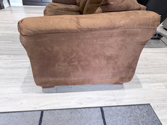 Brown Microfiber Sofa Bed – Comfortable & Functional - photo 3