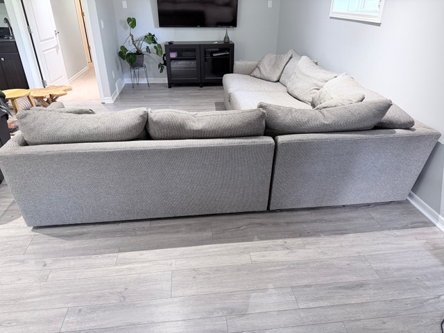 Crate & Barrel Lounge Deep Sectional – Taft Heather - photo 4