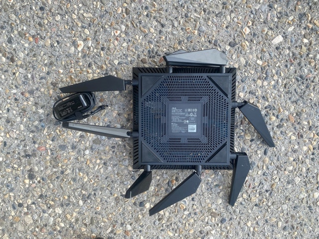 Two 5G Modems - photo 3