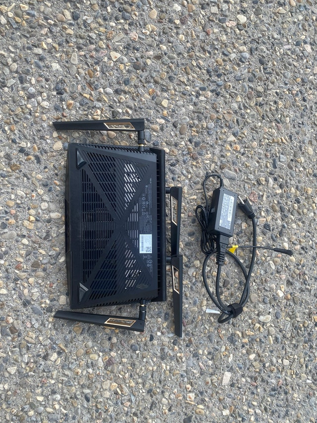 Two 5G Modems - photo 4