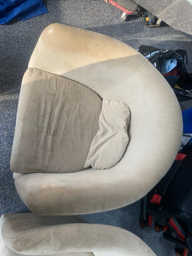 Pair of Bucket Chairs - photo 3