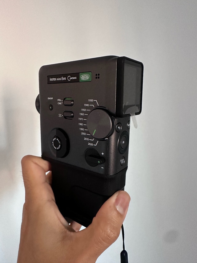 Fujifilm Instax mini Evo - photo 4