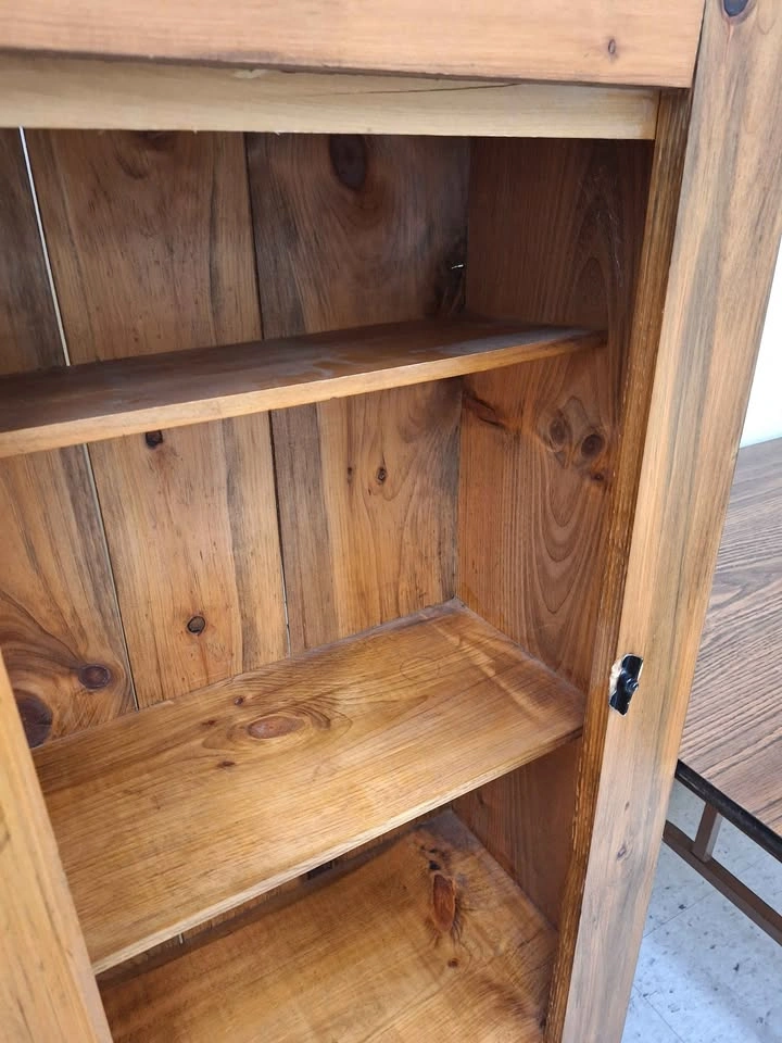 Wooden cupboard - photo 5