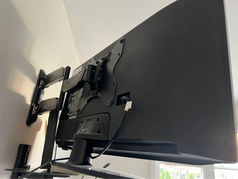 Samsung 32-inch Smart LED TV Model# UN32H5203AF - photo 2