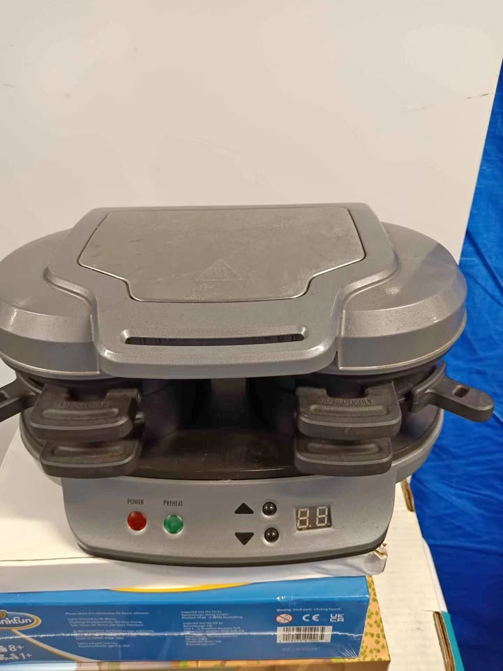Hamilton Beach Dual Breakfast Sandwich Maker 25490