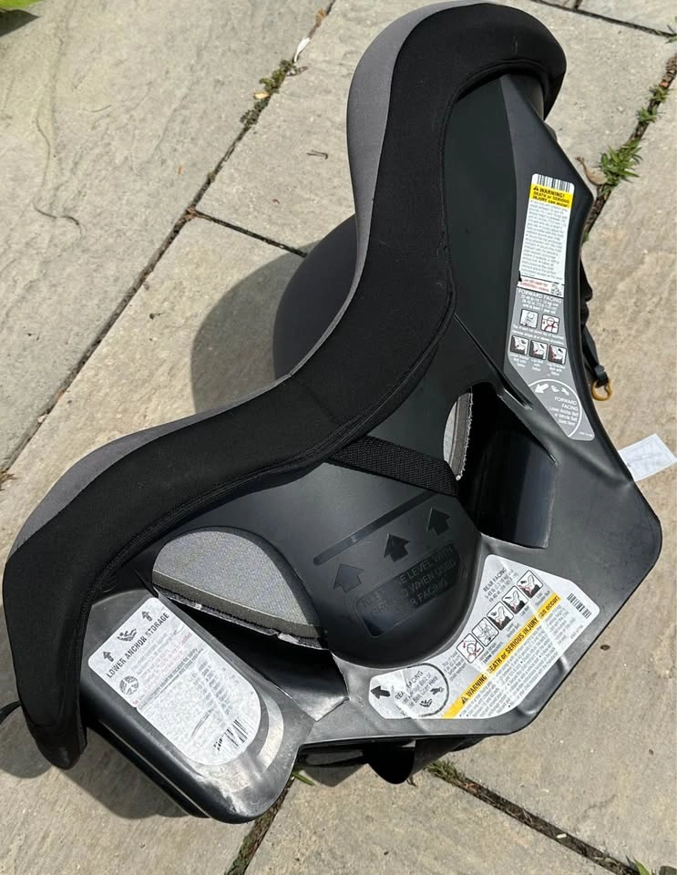 Cosco Car Seat - photo 2